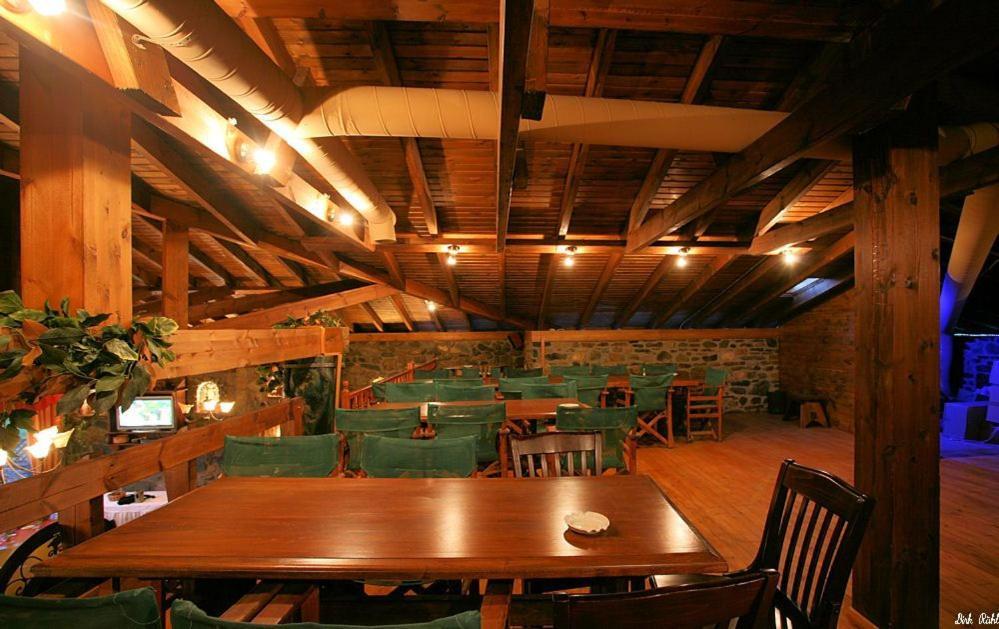 קרקיני Morfi Hotel מראה חיצוני תמונה